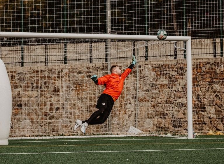 Entrenamientos específicos de porteros - B1 Soccer Academy